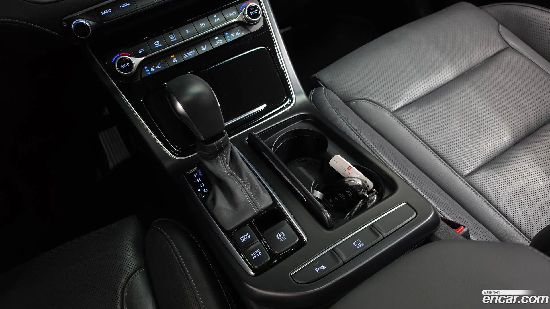 Hyundai Grandeur Exclusive