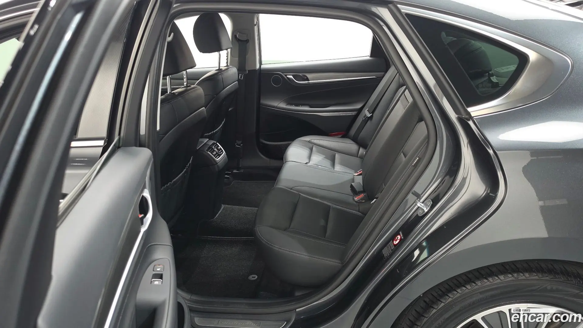 Hyundai Grandeur Exclusive