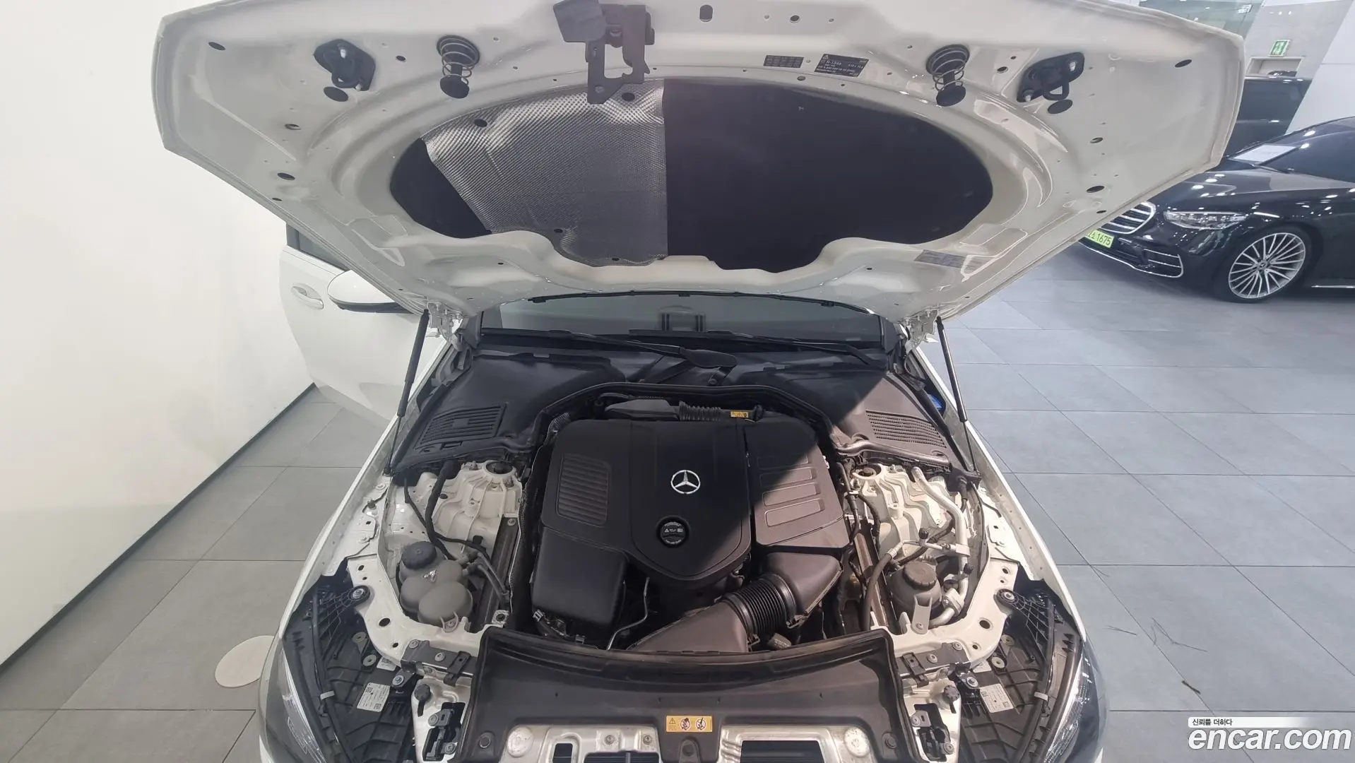 Mercedes-Benz C-Class C300 4MATIC Avantgarde