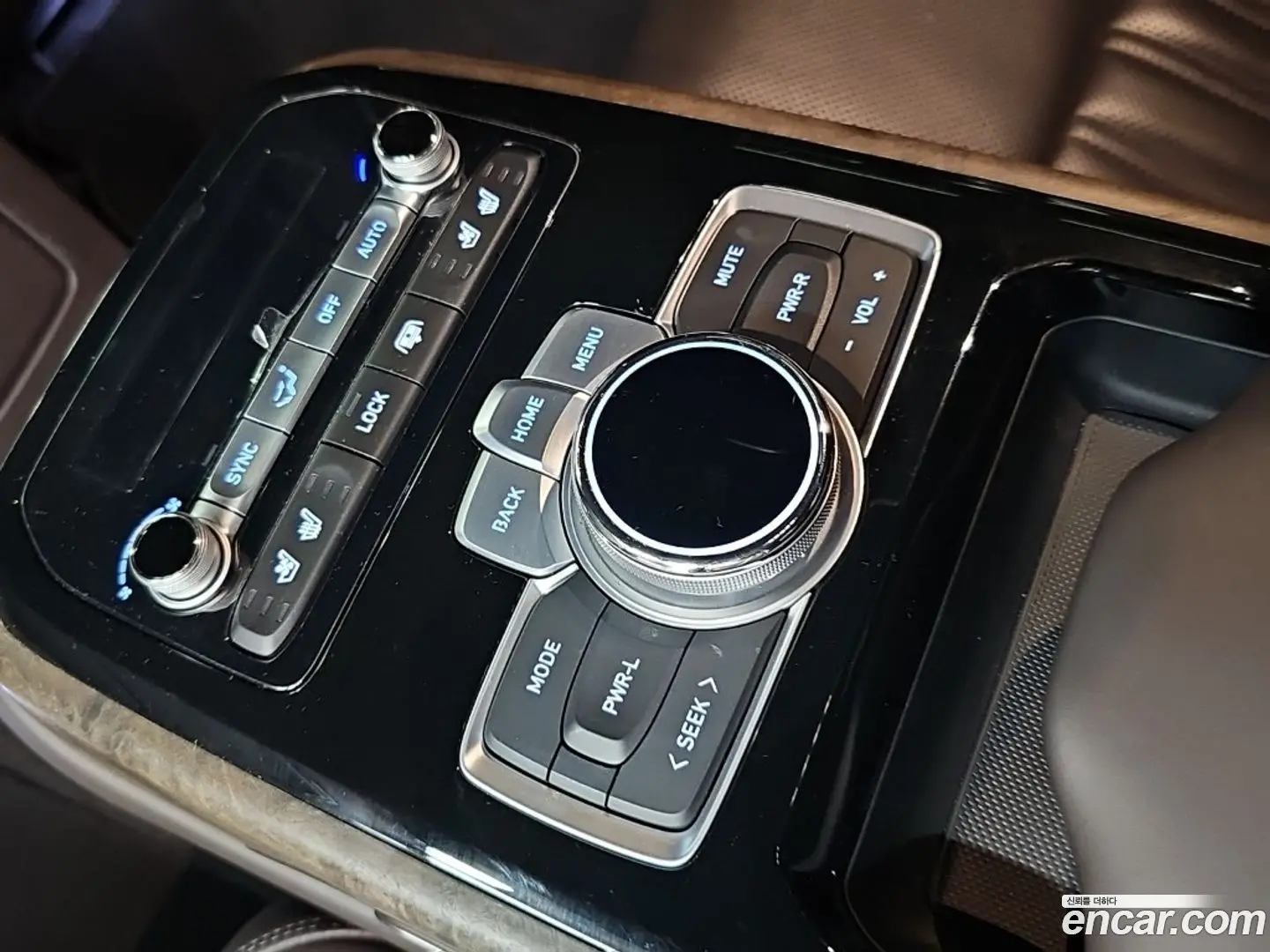 Genesis G90 3.3 T AWD
