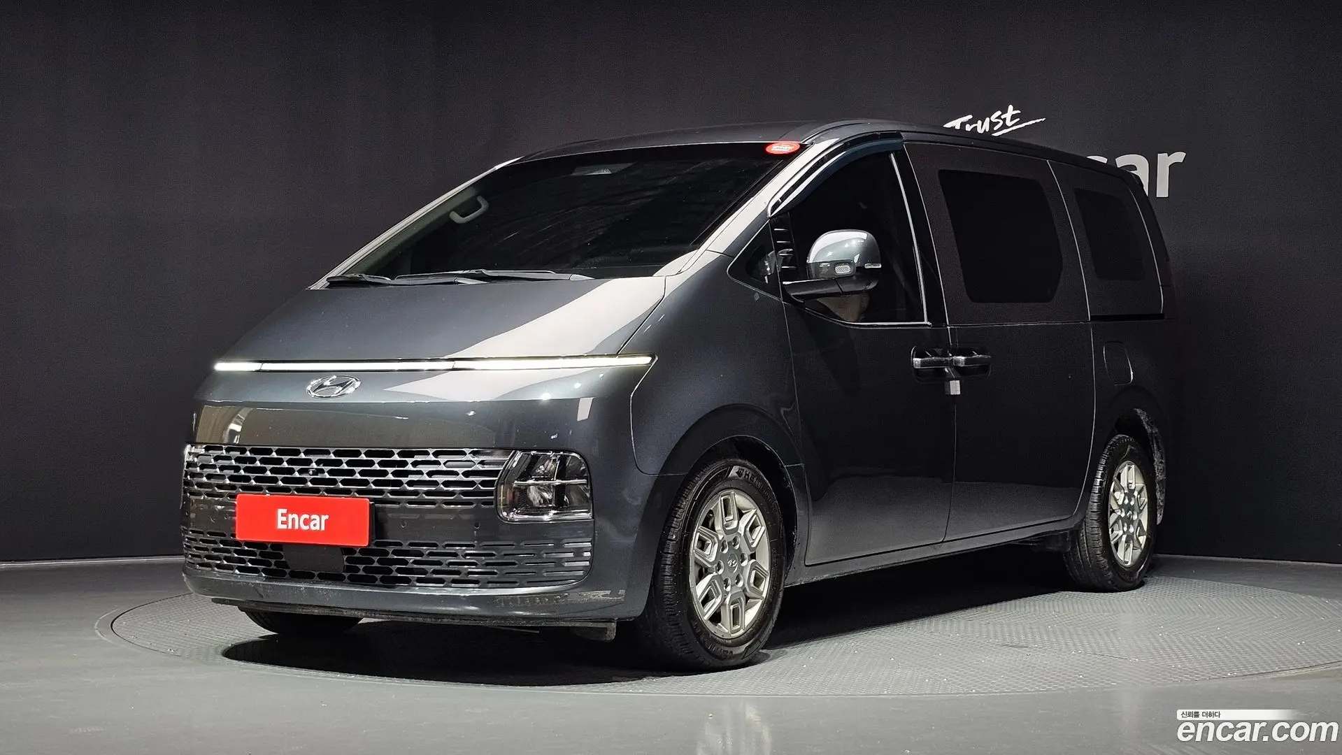 Hyundai Staria L3.5 Cargo 3-Seater