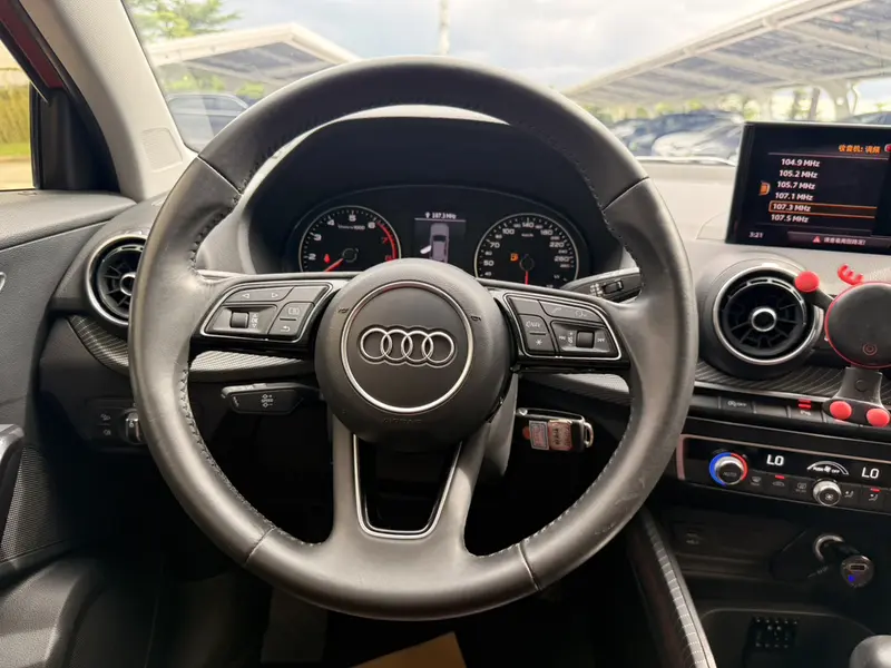 Audi Q2L 2018 35TFSI Fashionable and Dynamic National VI