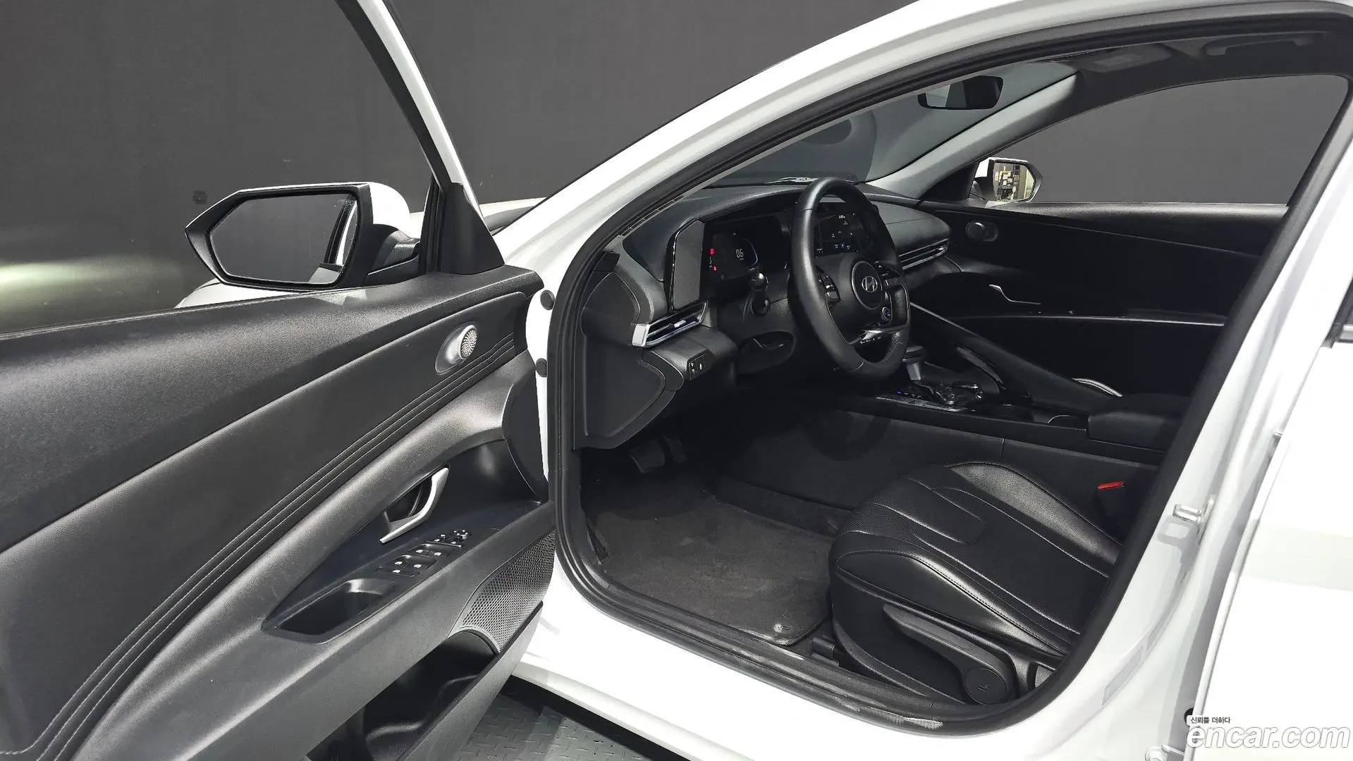 Hyundai AVANTE 1.6 2023
