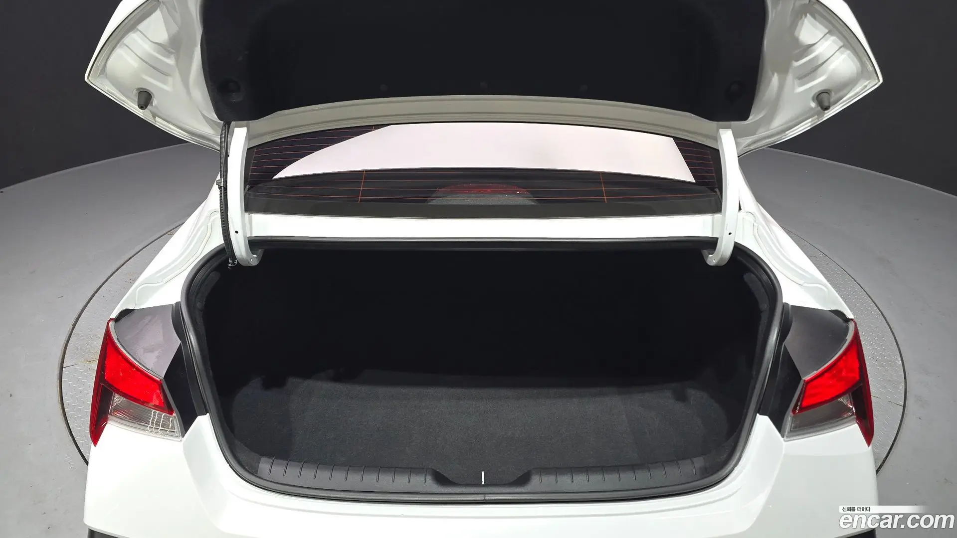 Hyundai AVANTE 1.6 2023
