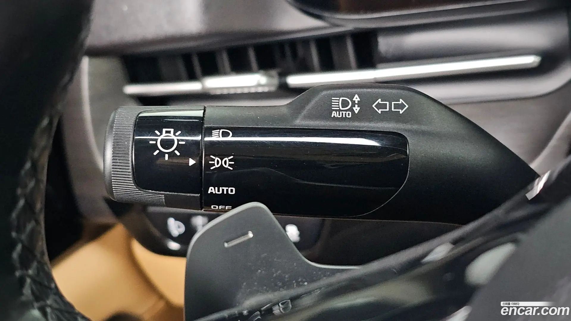 Kia Canival Diesel 9-Seater Noblesse