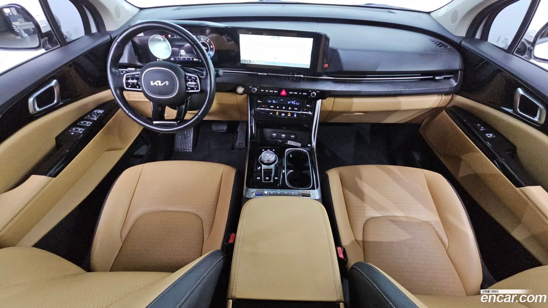 Kia Canival Diesel 9-Seater Noblesse