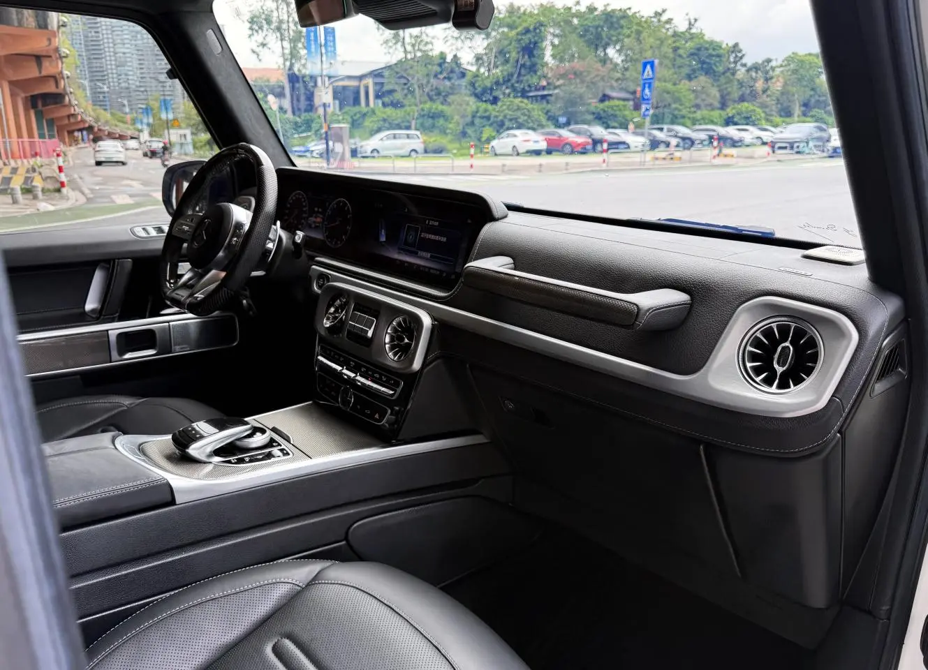 Mercedes-Benz G Class 2023 G 500