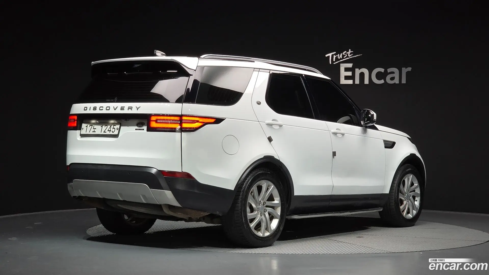 Land Rover Discovery 3.0 TD6 HSE