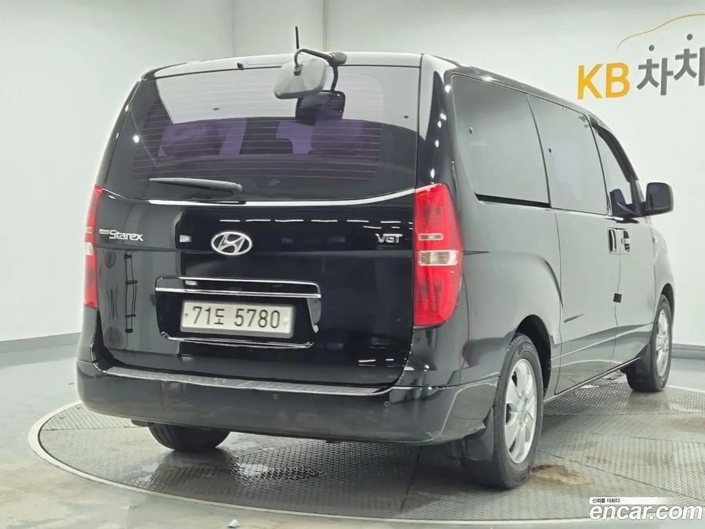 Hyundai Starex Wagon 12-Seater