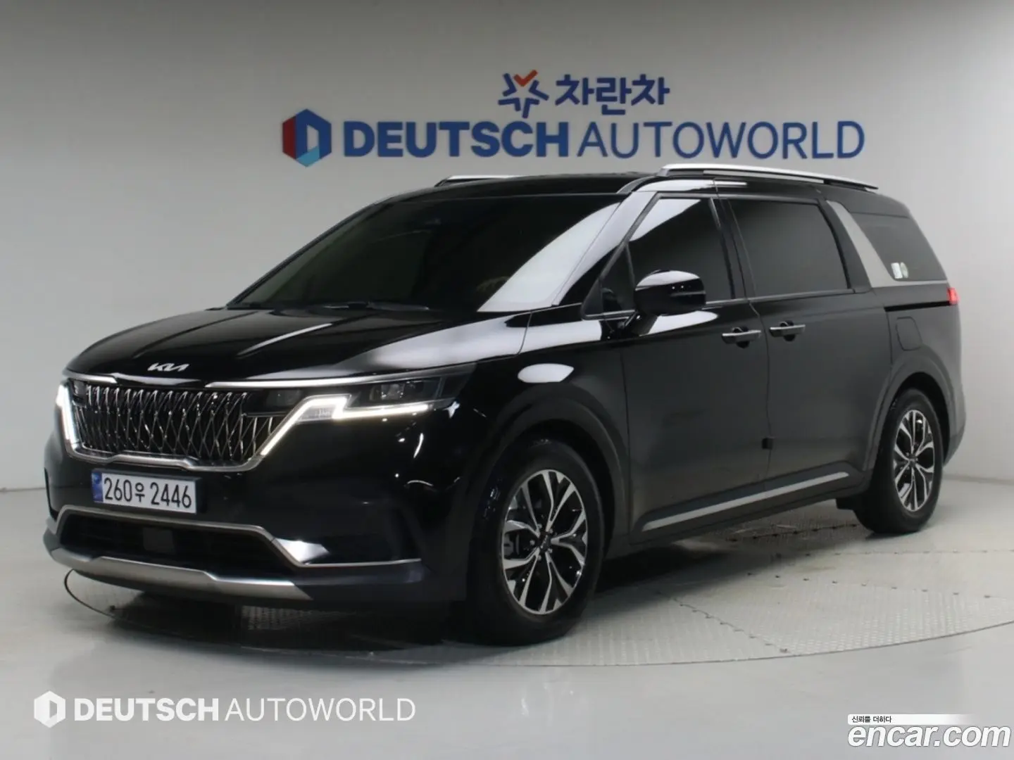 Kia Canival Diesel 9-Seater Noblesse