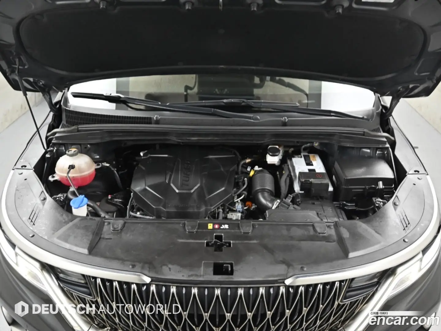 Kia Canival Diesel 9-Seater Noblesse