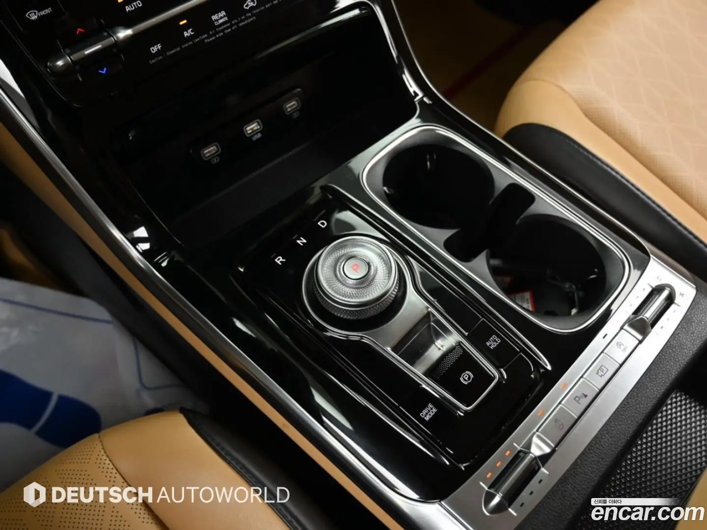 Kia Canival Diesel 9-Seater Noblesse