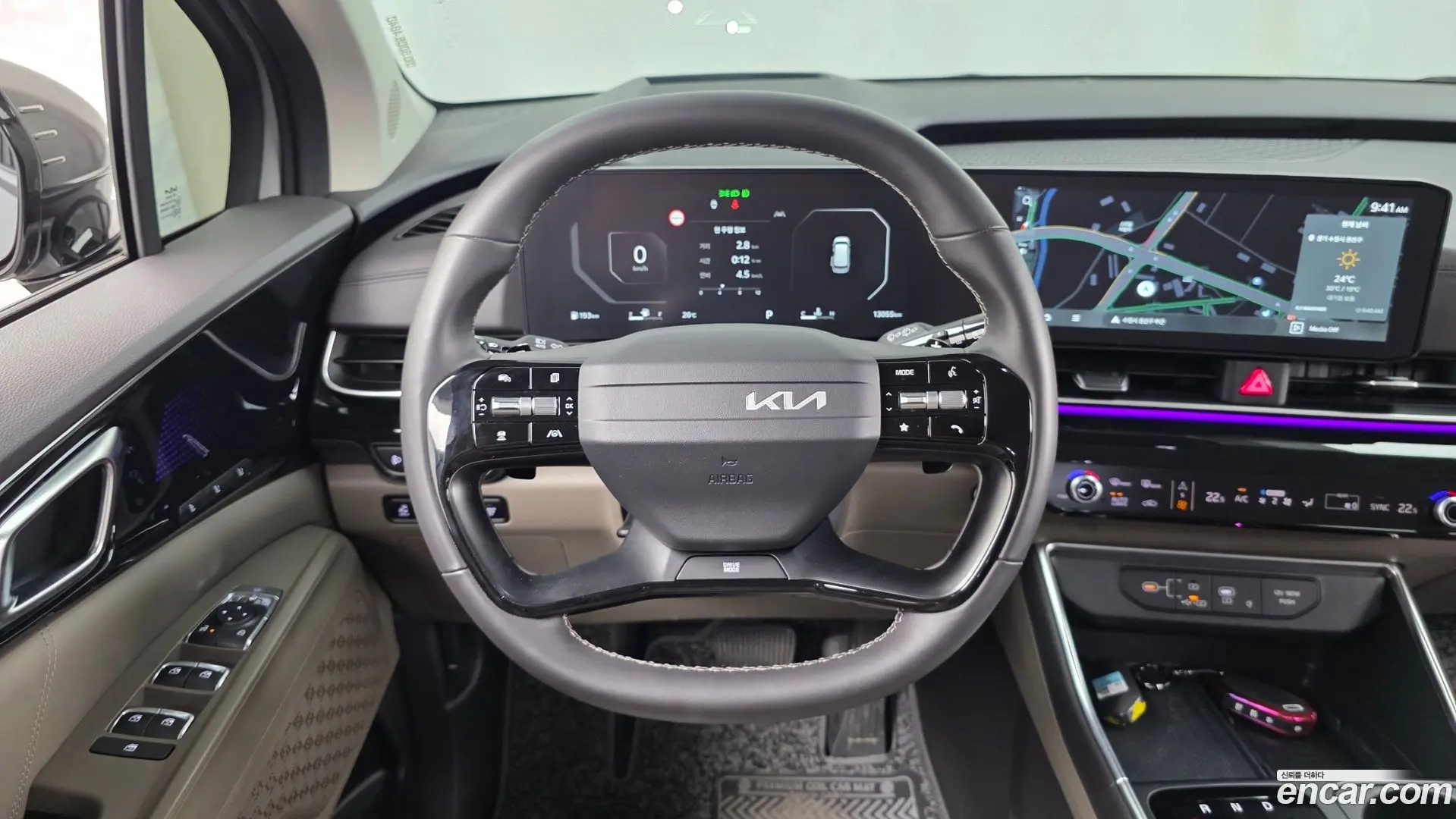 Kia Canival Gasoline 7-Seater Gravity