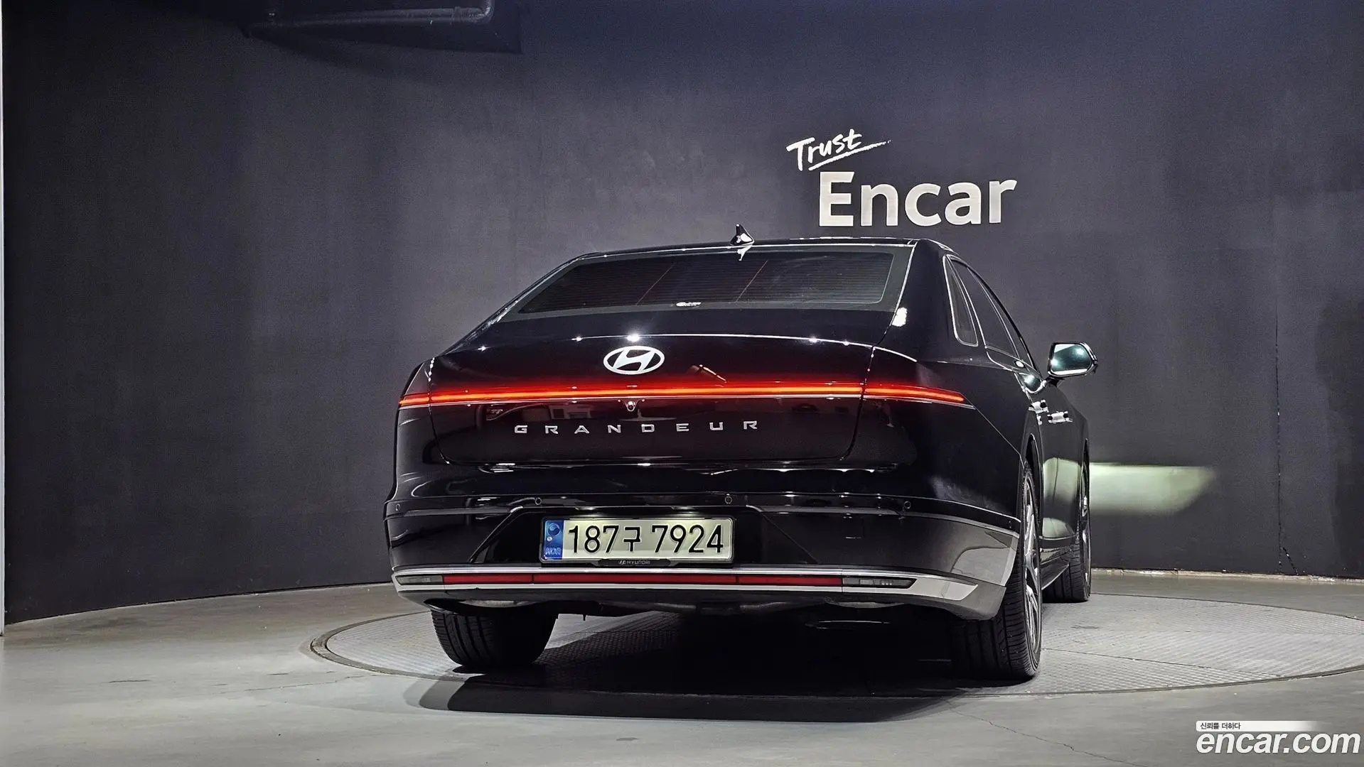 Hyundai Grandeur Exclusive