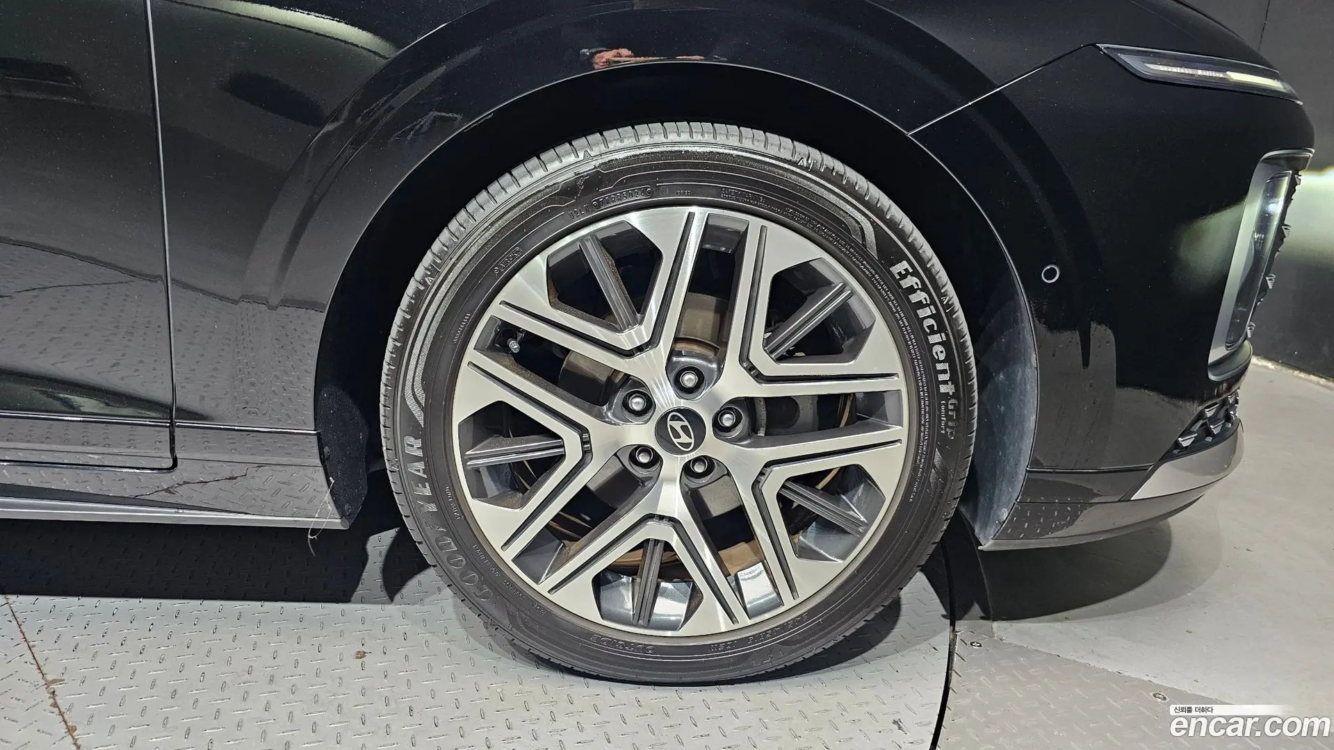 Hyundai Grandeur Exclusive