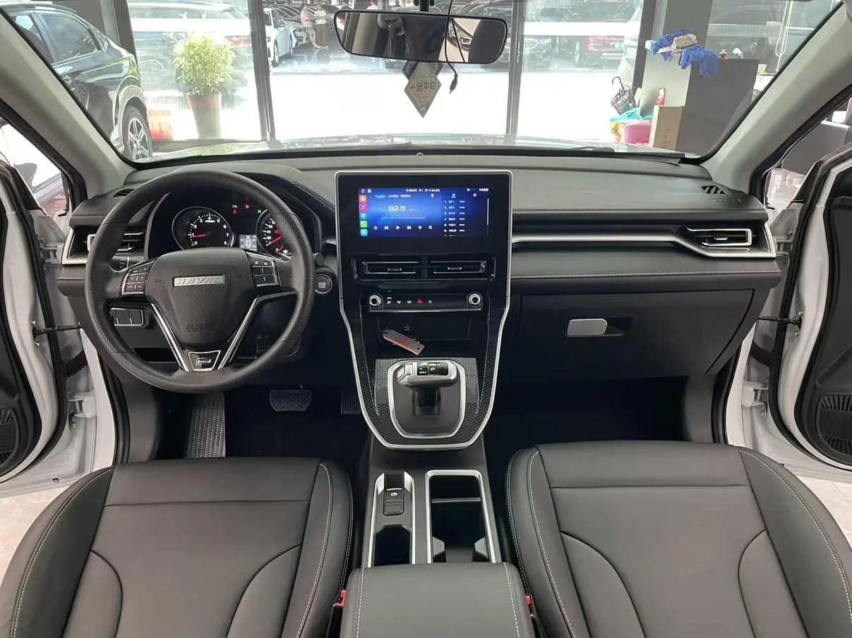 Haval M6 2021 PLUS 1.5T DCT Luxury Connected