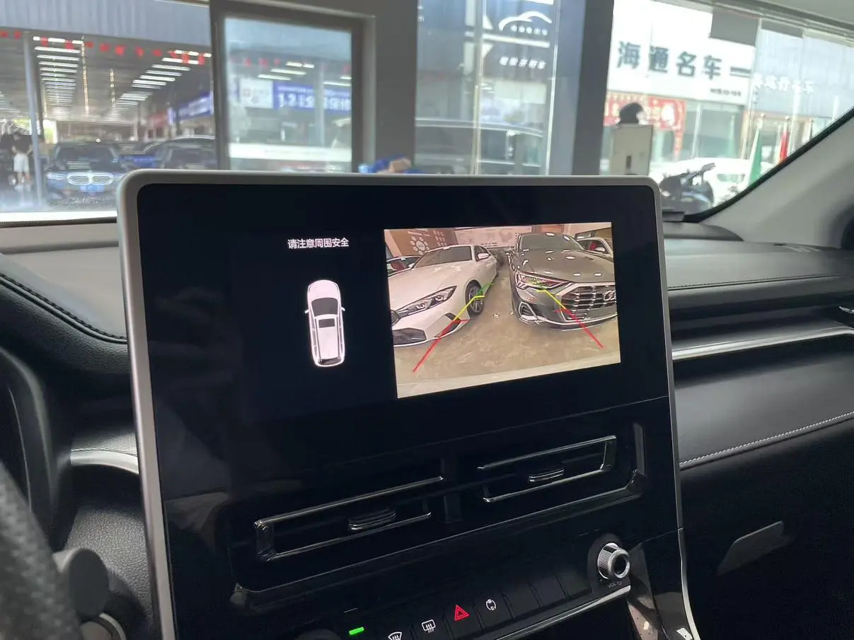 Haval M6 2021 PLUS 1.5T DCT Luxury Connected