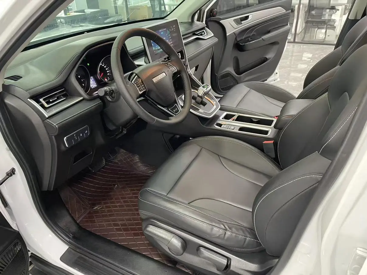 Haval M6 2021 PLUS 1.5T DCT Luxury Connected