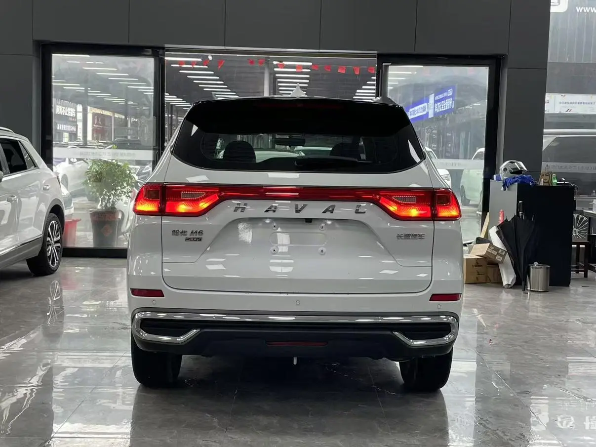 Haval M6 2021 PLUS 1.5T DCT Luxury Connected