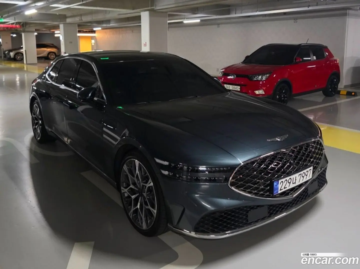 Genesis G90 Gasoline 3.5 Turbo e-S/C AWD 2021