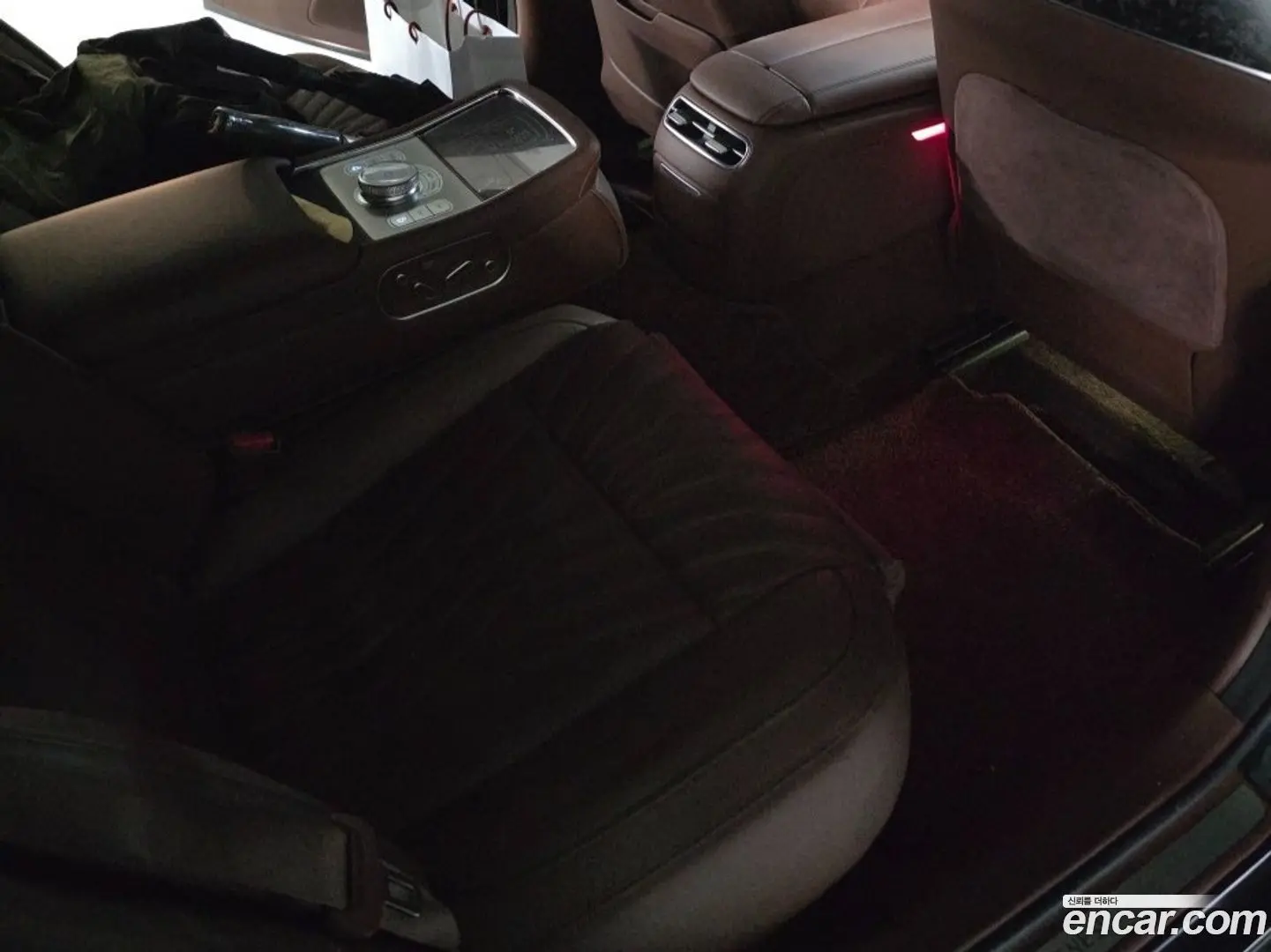 Genesis G90 Gasoline 3.5 Turbo e-S/C AWD 2021