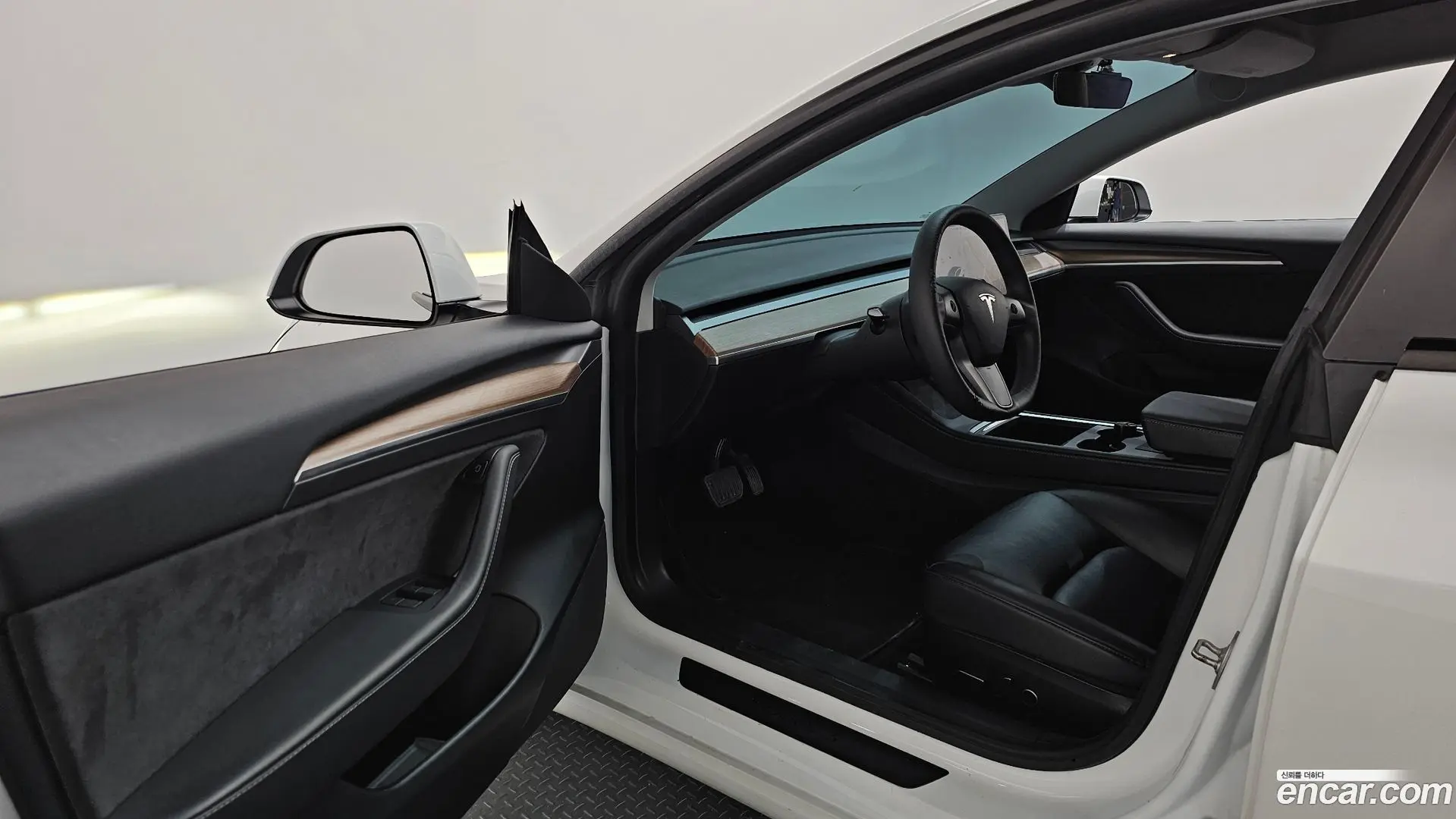 Tesla Model 3 Long Range AWD 2019