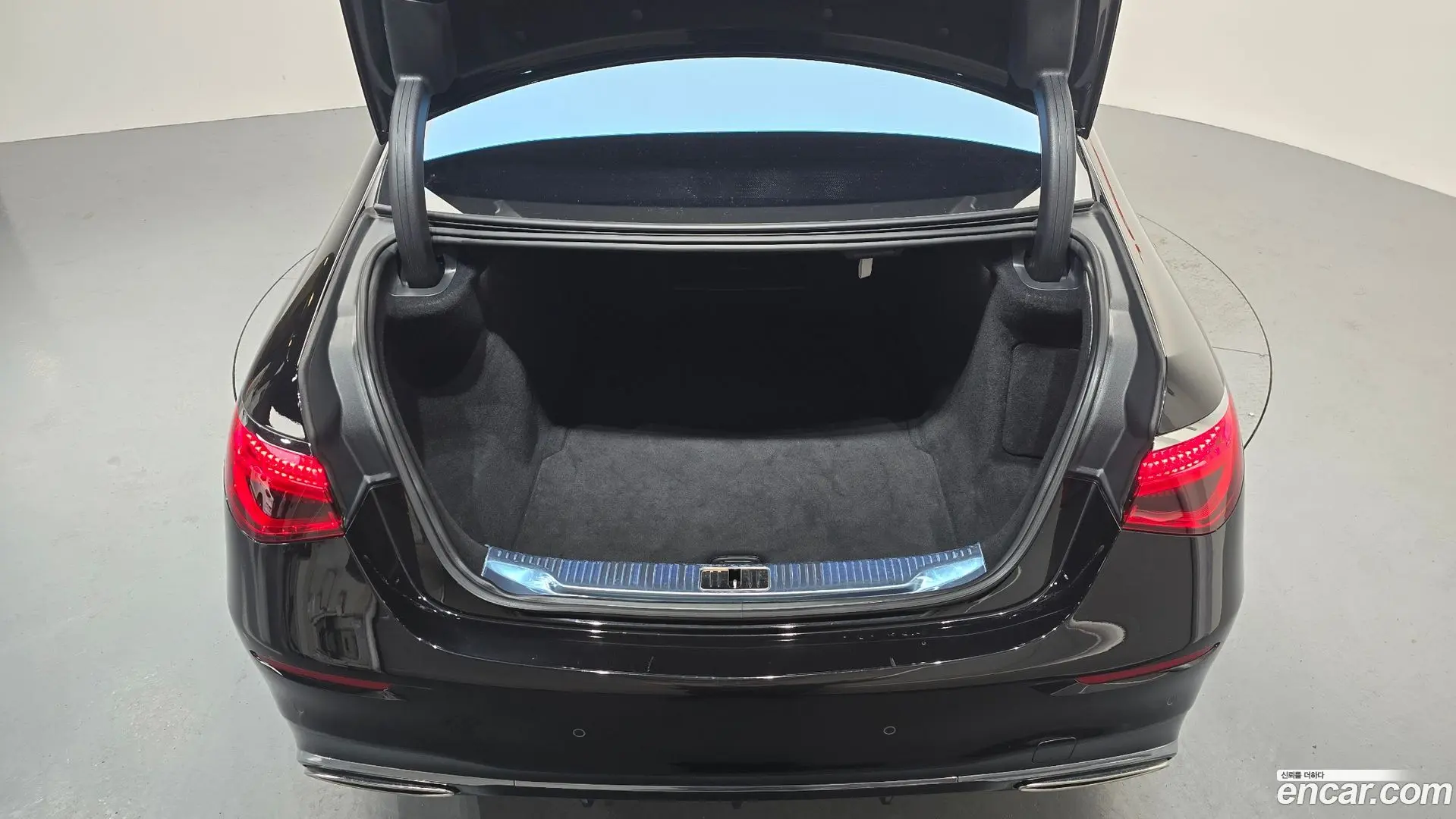 Mercedes-Benz S-Class S500L 4MATIC