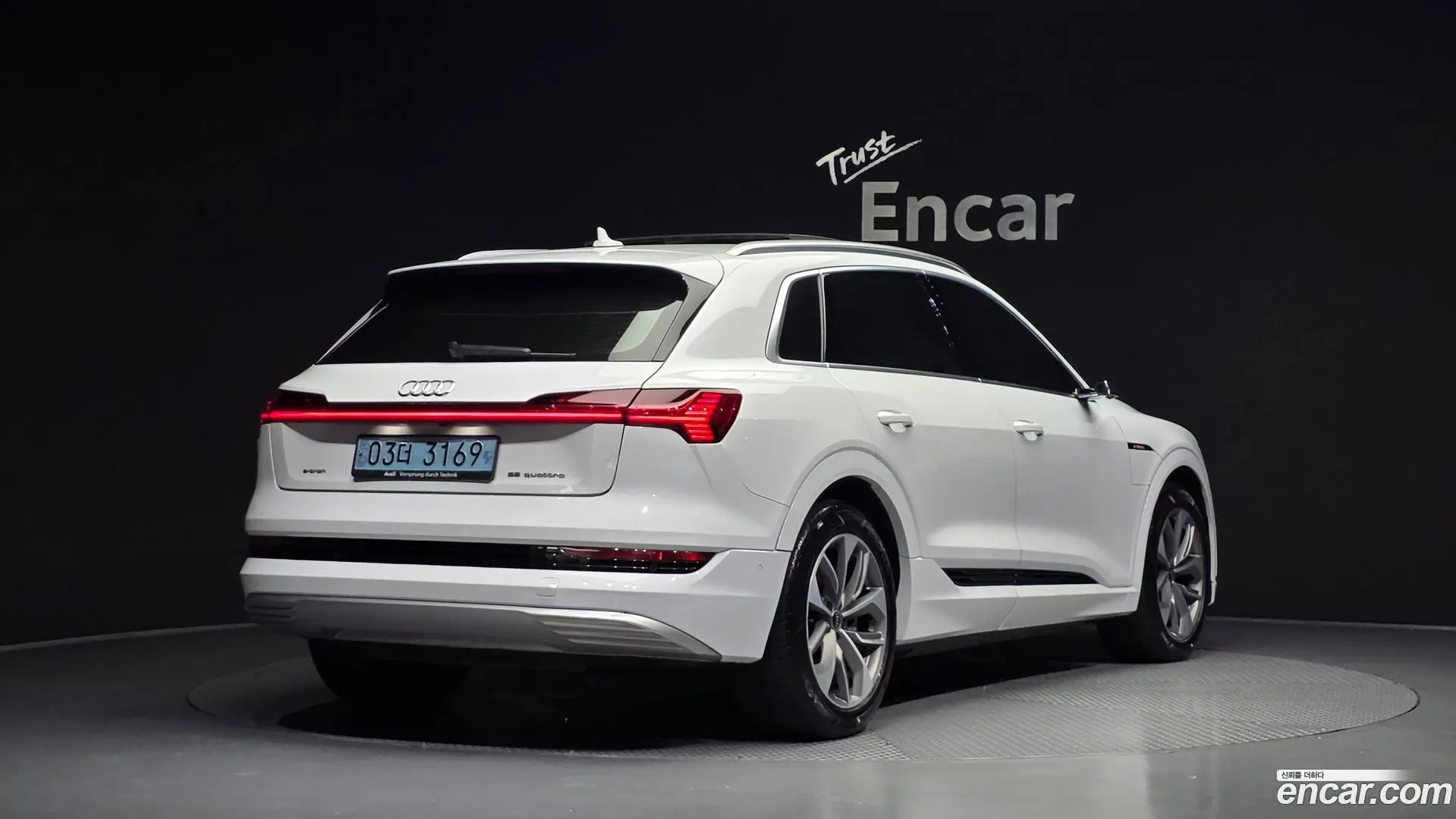 Audi e-tron 55 Quattro 2021