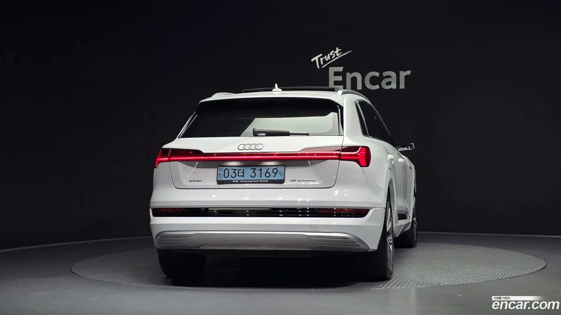 Audi e-tron 55 Quattro 2021
