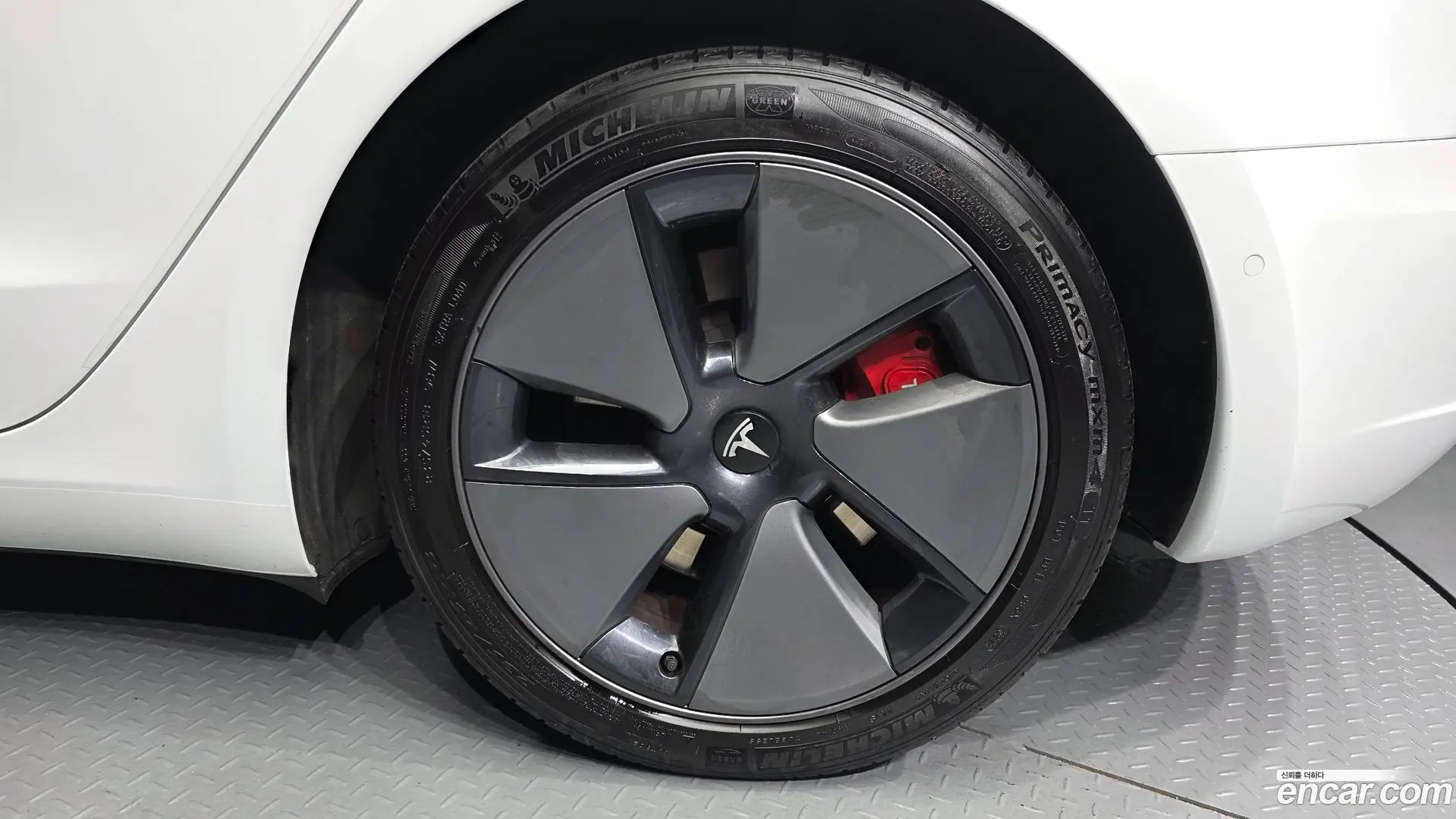 Tesla Model 3 Long Range AWD 2019