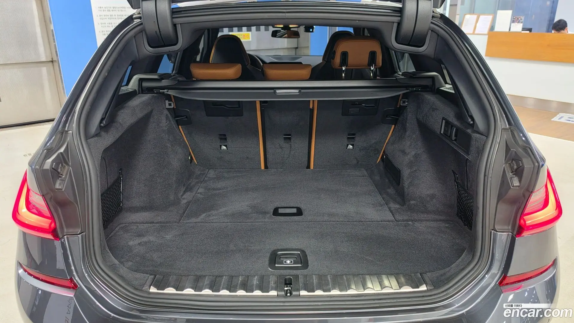 BMW 3-Series M340i xDrive Touring Performance
