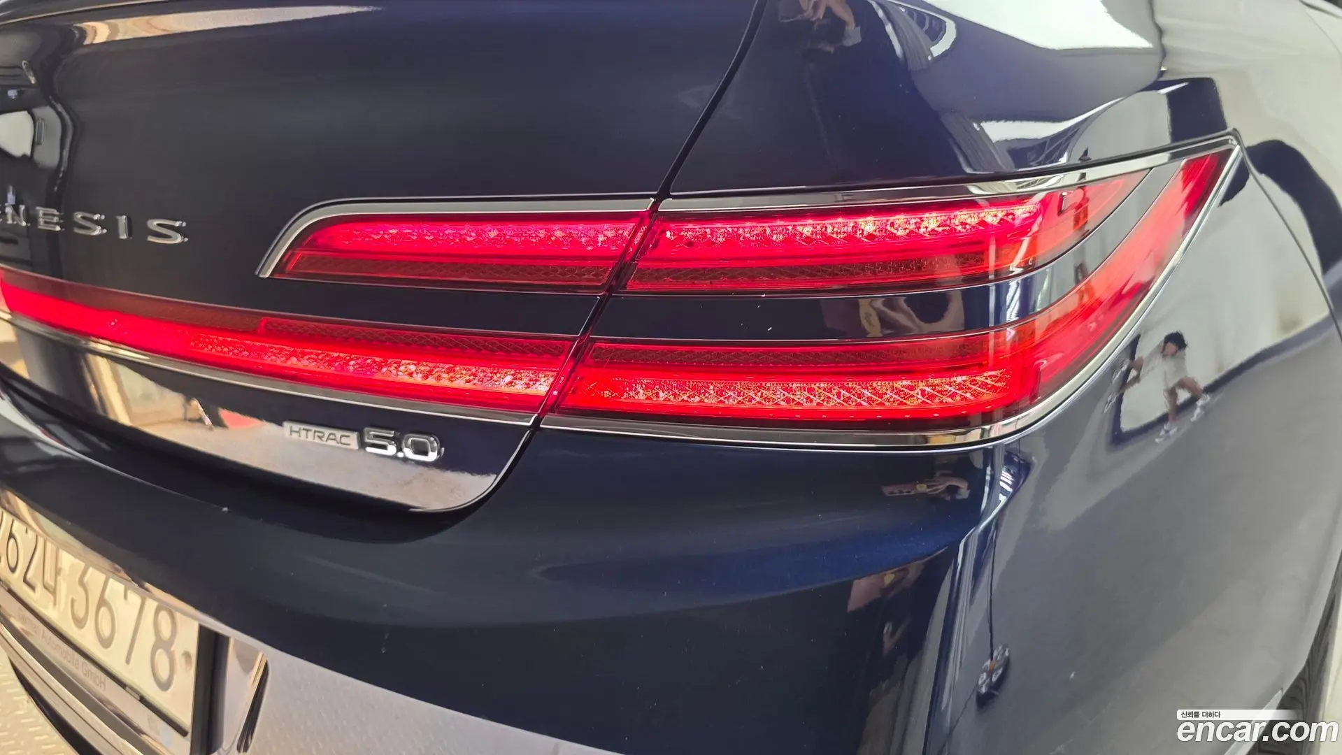 Genesis G90 5.0 AWD