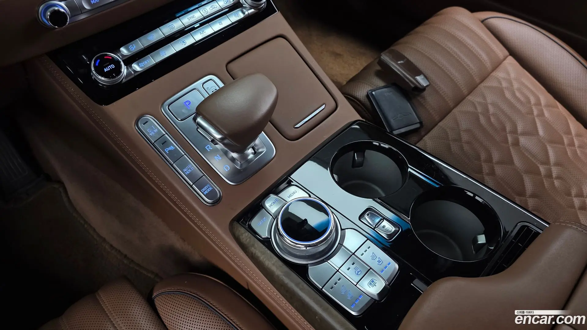 Genesis G90 5.0 AWD