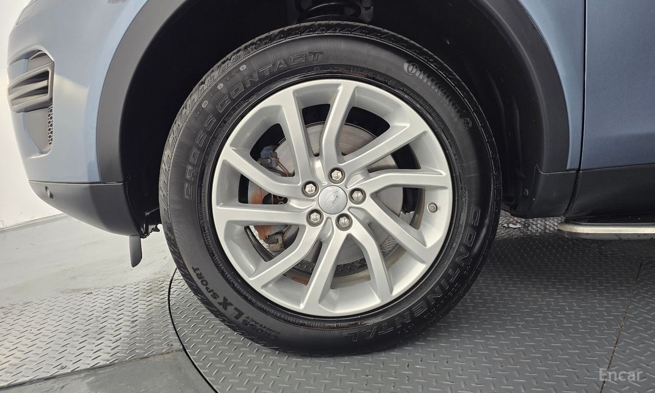 Land Rover Discovery Sports 2.0 TD4 SE (150 horsepower) 2018