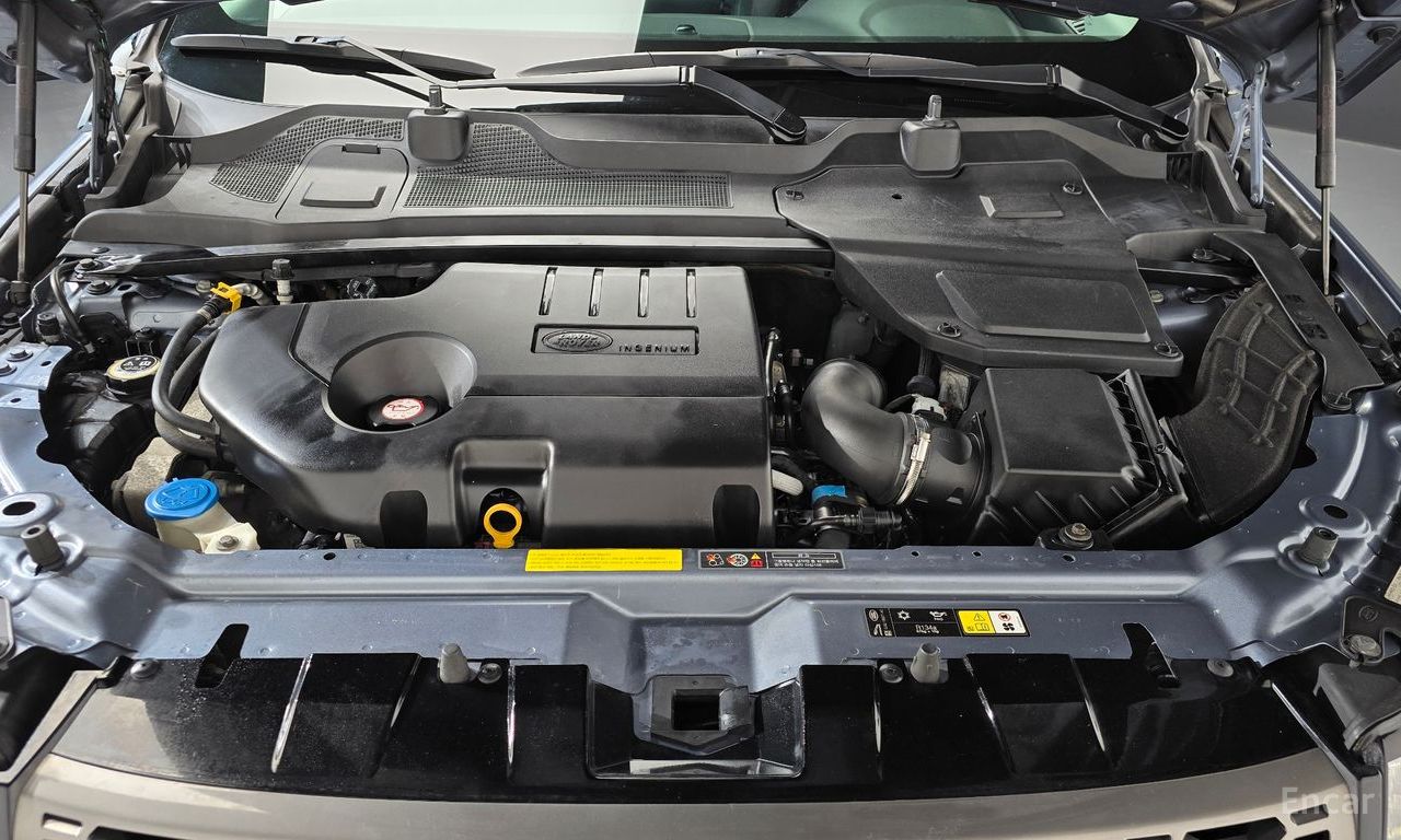 Land Rover Discovery Sports 2.0 TD4 SE (150 horsepower) 2018
