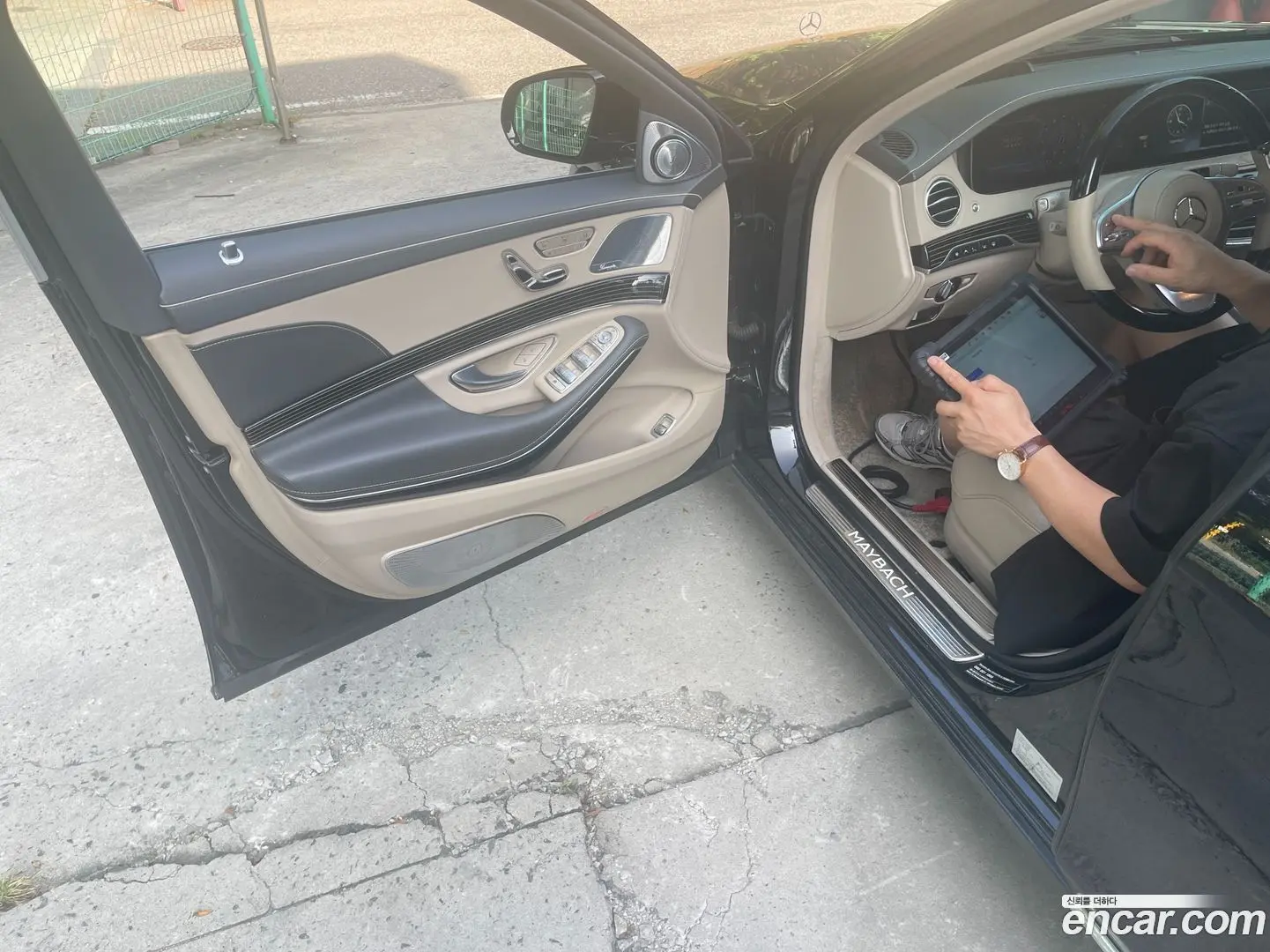 Mercedes-Benz S-Class Maybach S650