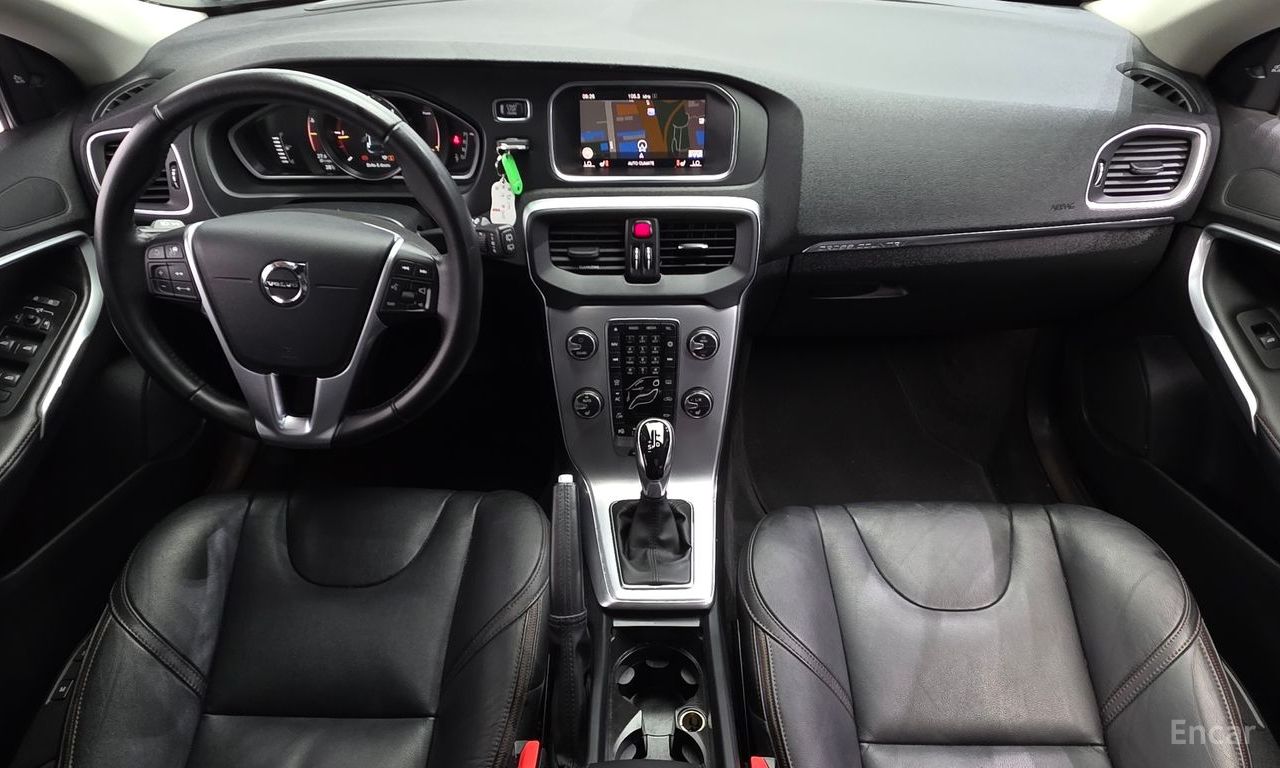 Volvo V40 Cross Country D3 2019