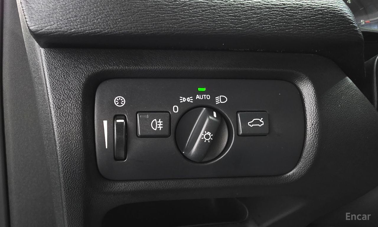 Volvo V40 Cross Country D3 2019