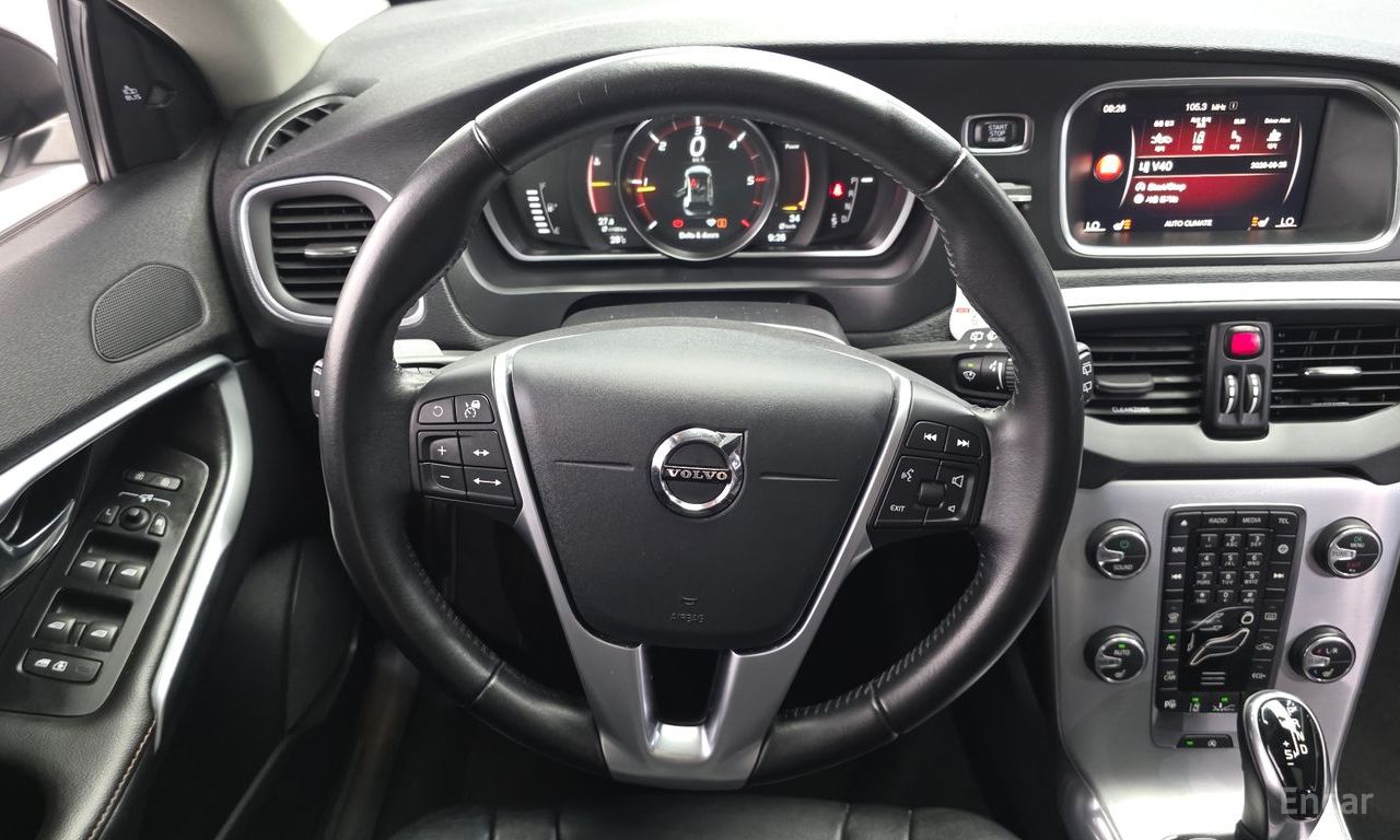 Volvo V40 Cross Country D3 2019