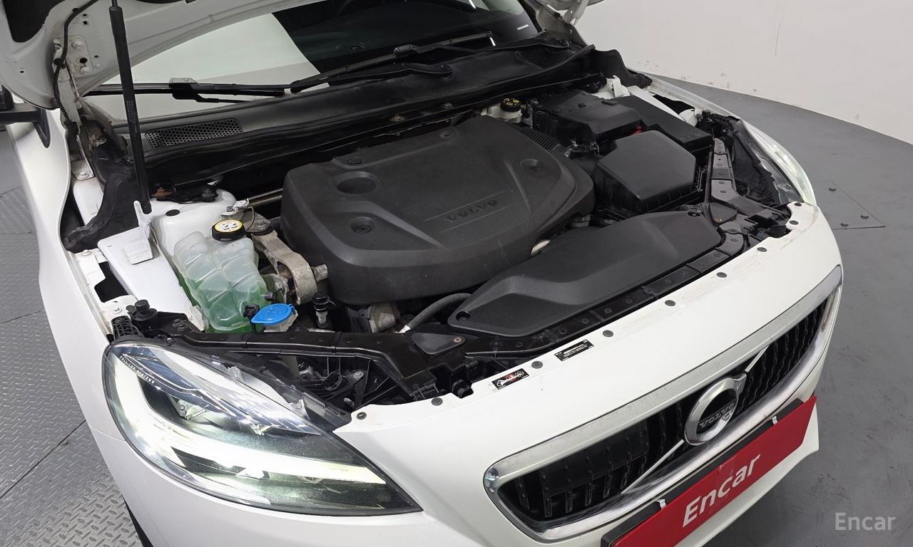 Volvo V40 Cross Country D3 2019