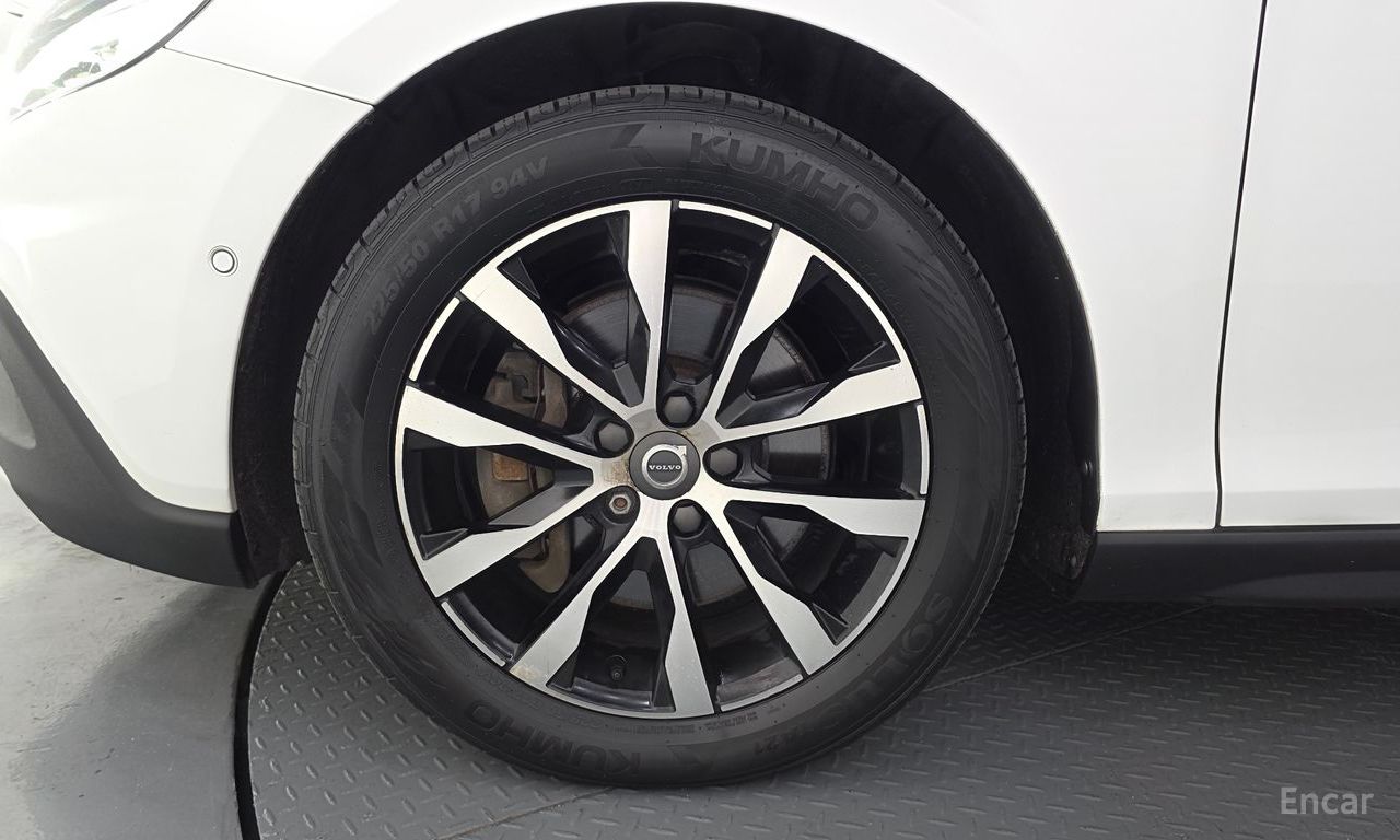 Volvo V40 Cross Country D3 2019