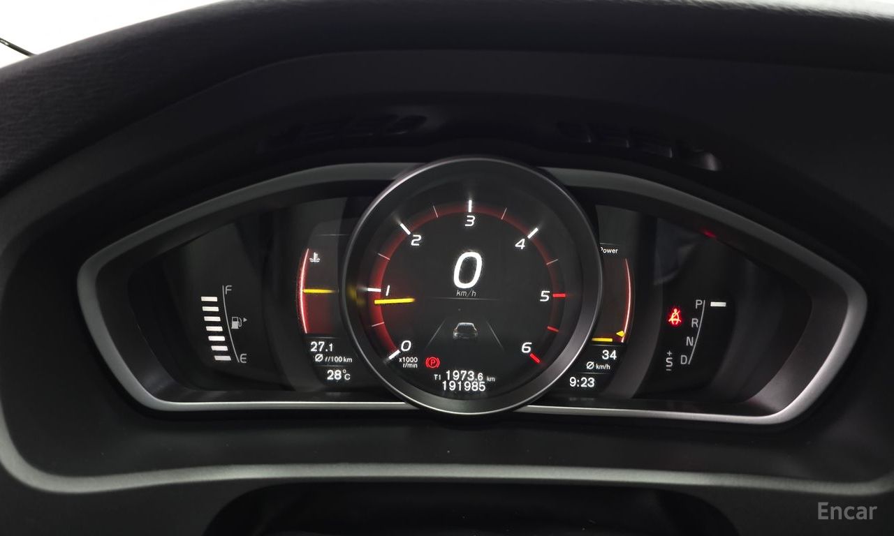 Volvo V40 Cross Country D3 2019