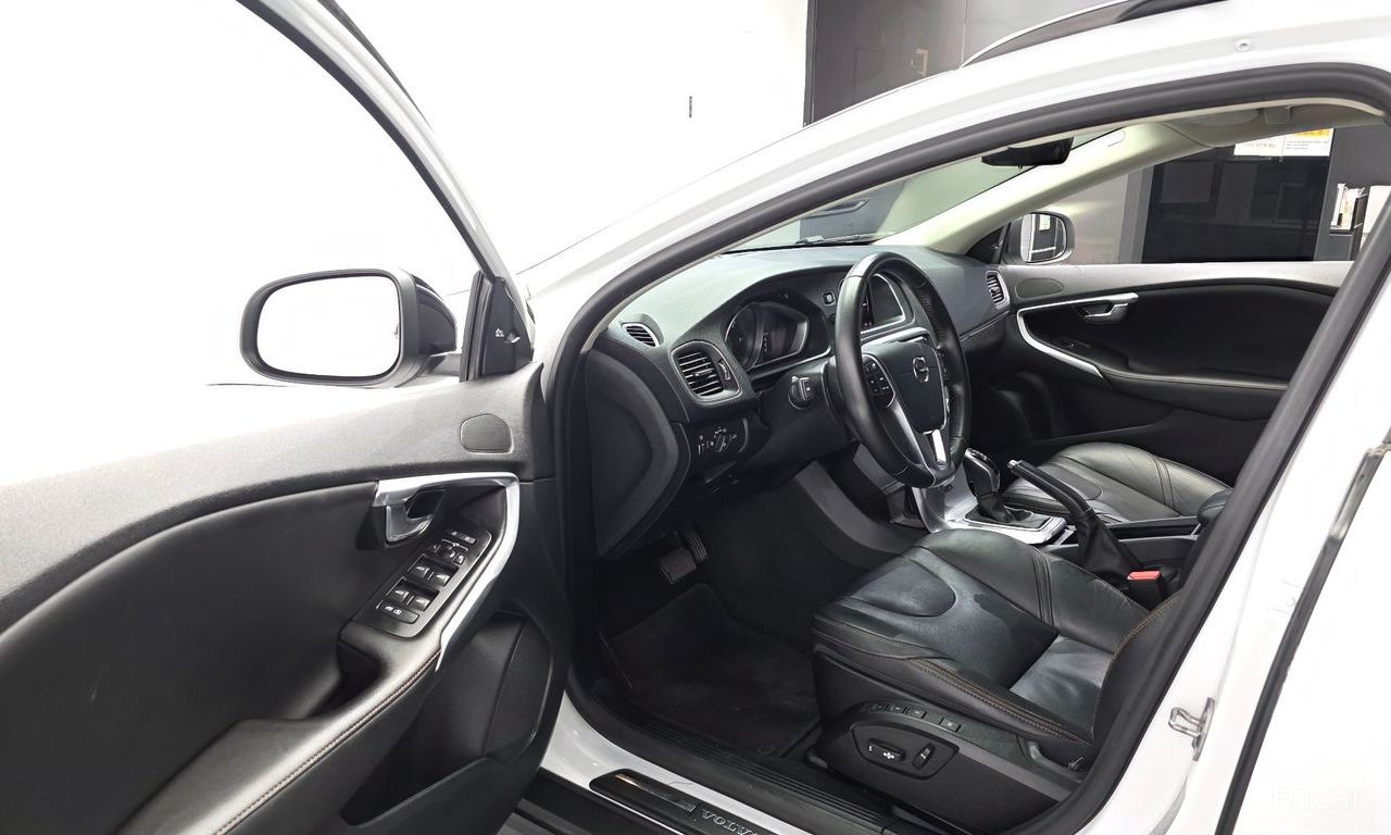 Volvo V40 Cross Country D3 2019