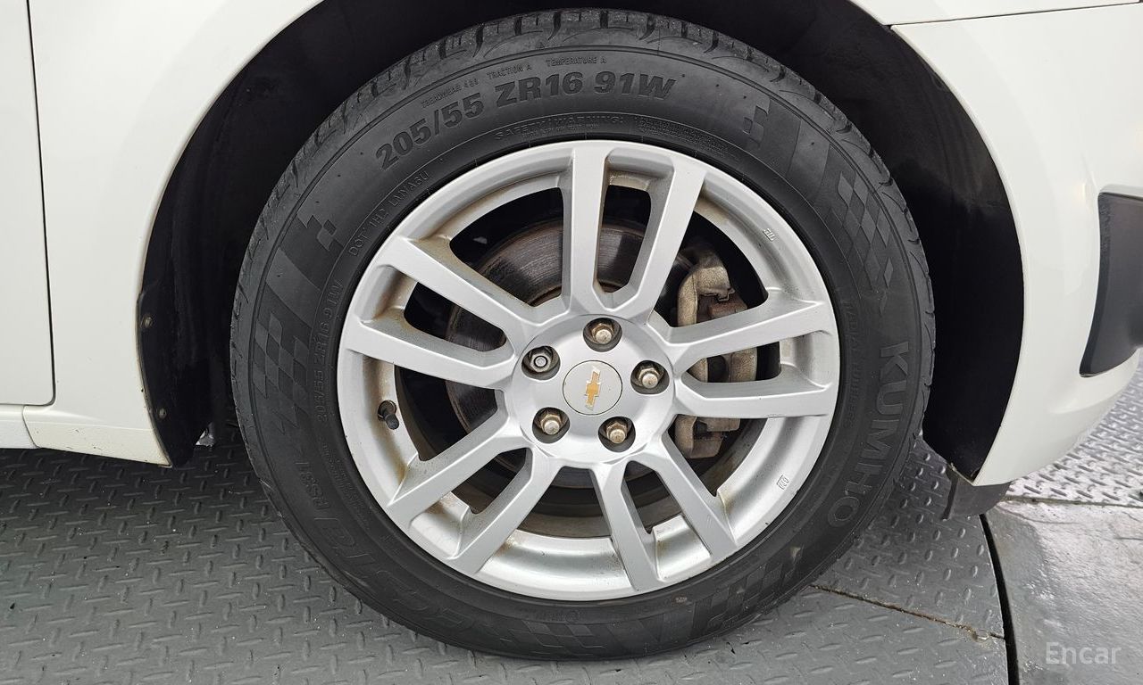 Chevrolet (GM Daewoo) Aveo Sedan 1.4 Turbo LT 2016