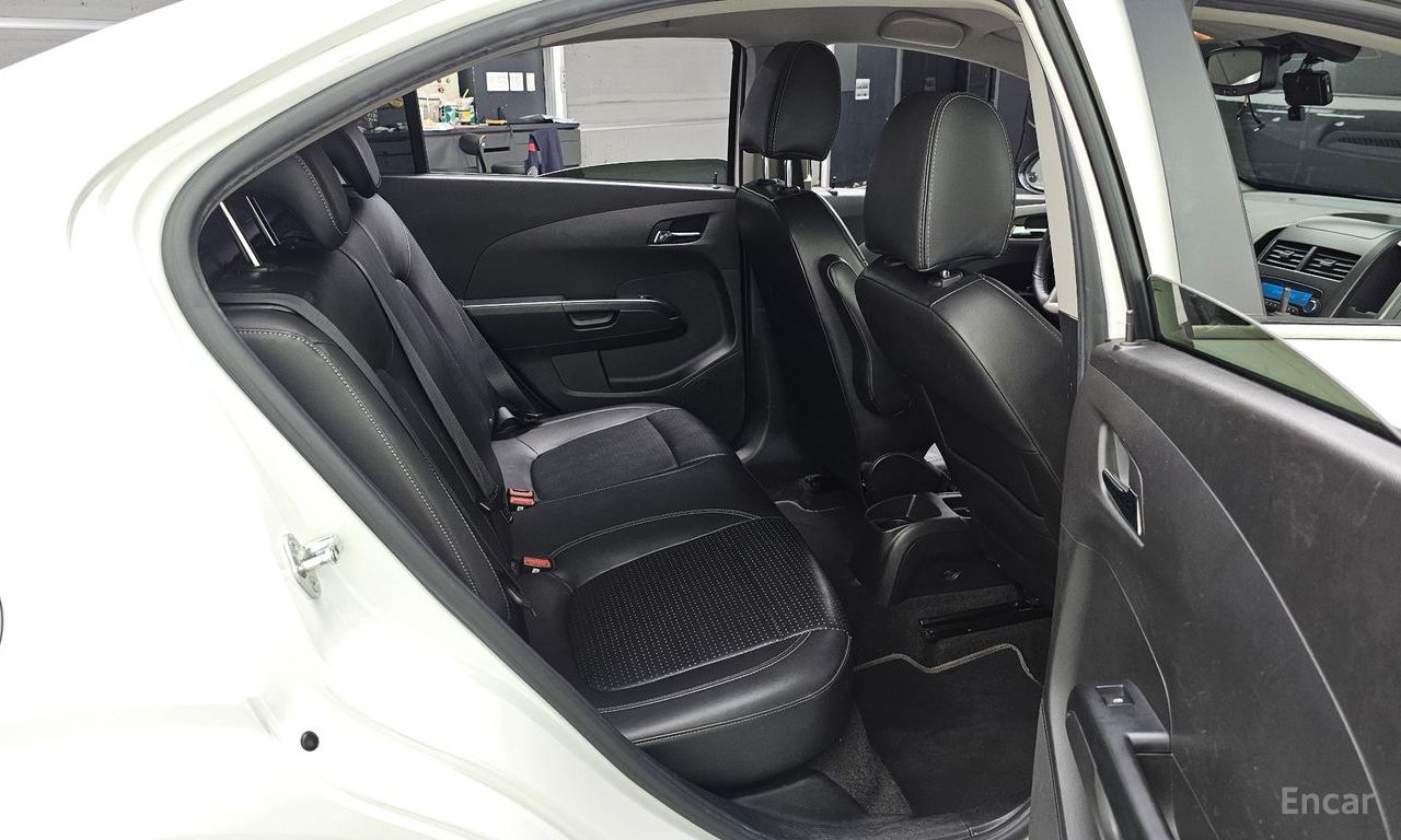 Chevrolet (GM Daewoo) Aveo Sedan 1.4 Turbo LT 2016