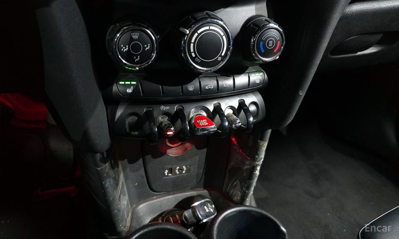 Mini Cooper D 5-Door Mid 2017