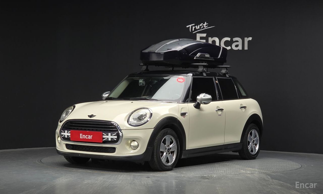 Mini Cooper D 5-Door Mid 2017