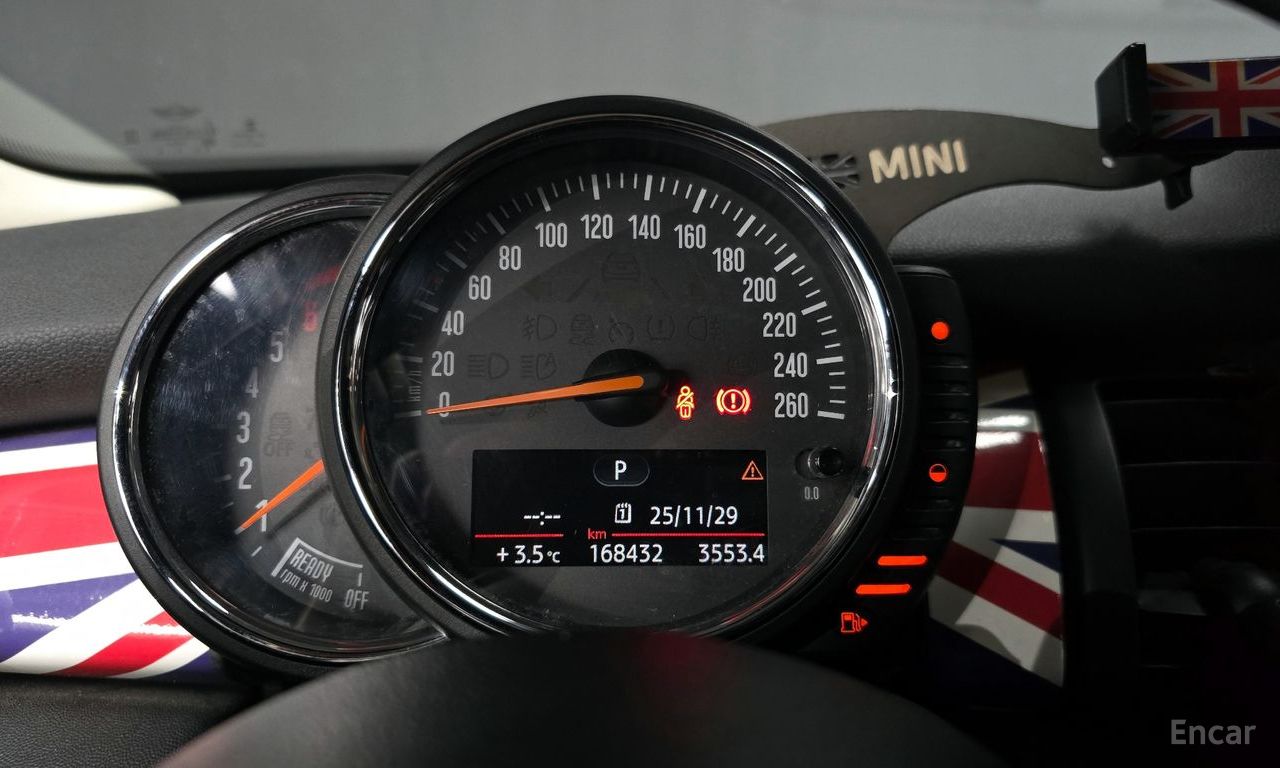 Mini Cooper D 5-Door Mid 2017