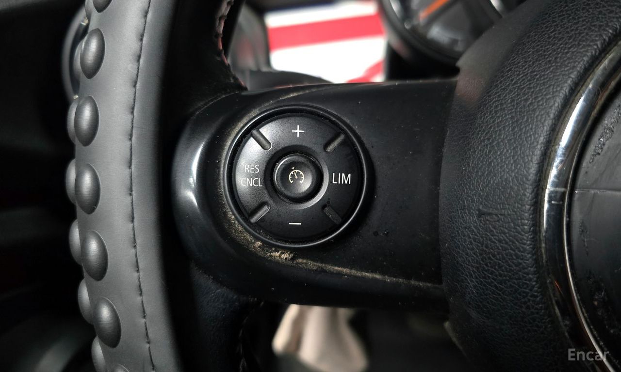 Mini Cooper D 5-Door Mid 2017