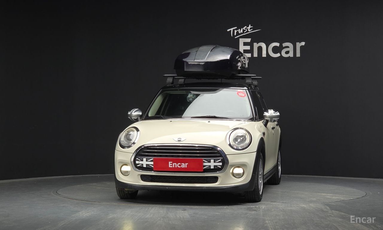 Mini Cooper D 5-Door Mid 2017